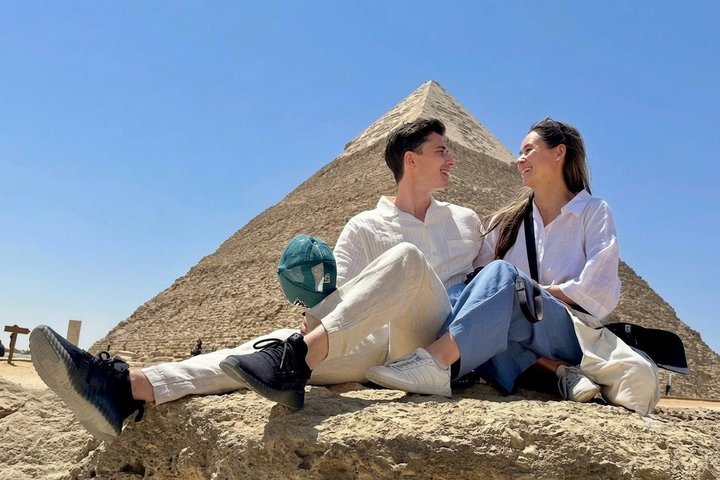 VIP Private Tour Giza Pyramids Saqqara Memphis All
