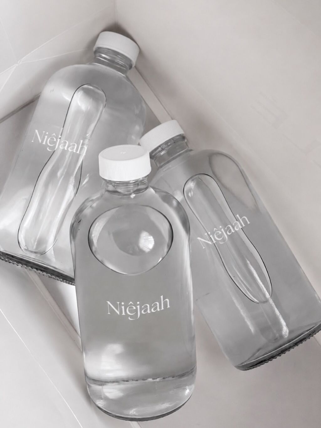 Ni&ecirc;jaah Glass Bottles (PRE-ORDER)