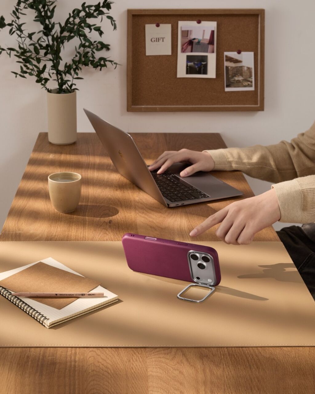 Atelier Magnetic Case (Flex Stand)