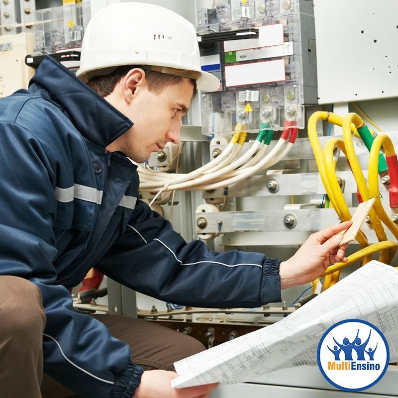 T&eacute;cnico em Eletrot&eacute;cnica