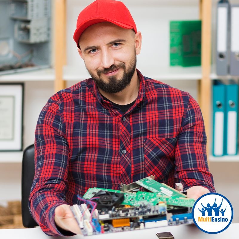 T&eacute;cnico em Eletromec&acirc;nica