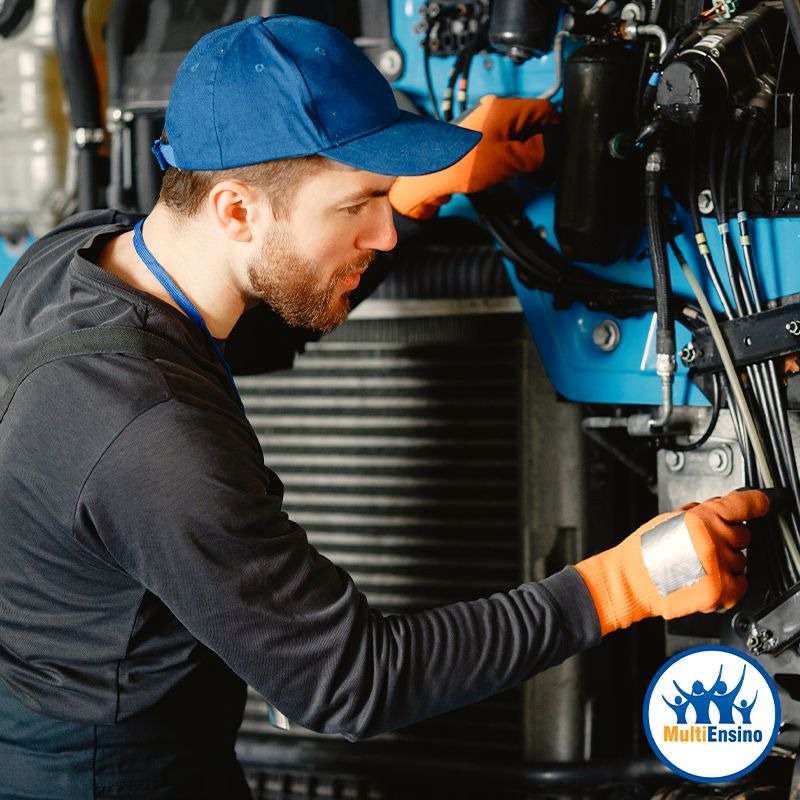 T&eacute;cnico em Manuten&ccedil;&atilde;o de M&aacute;quinas Industriais