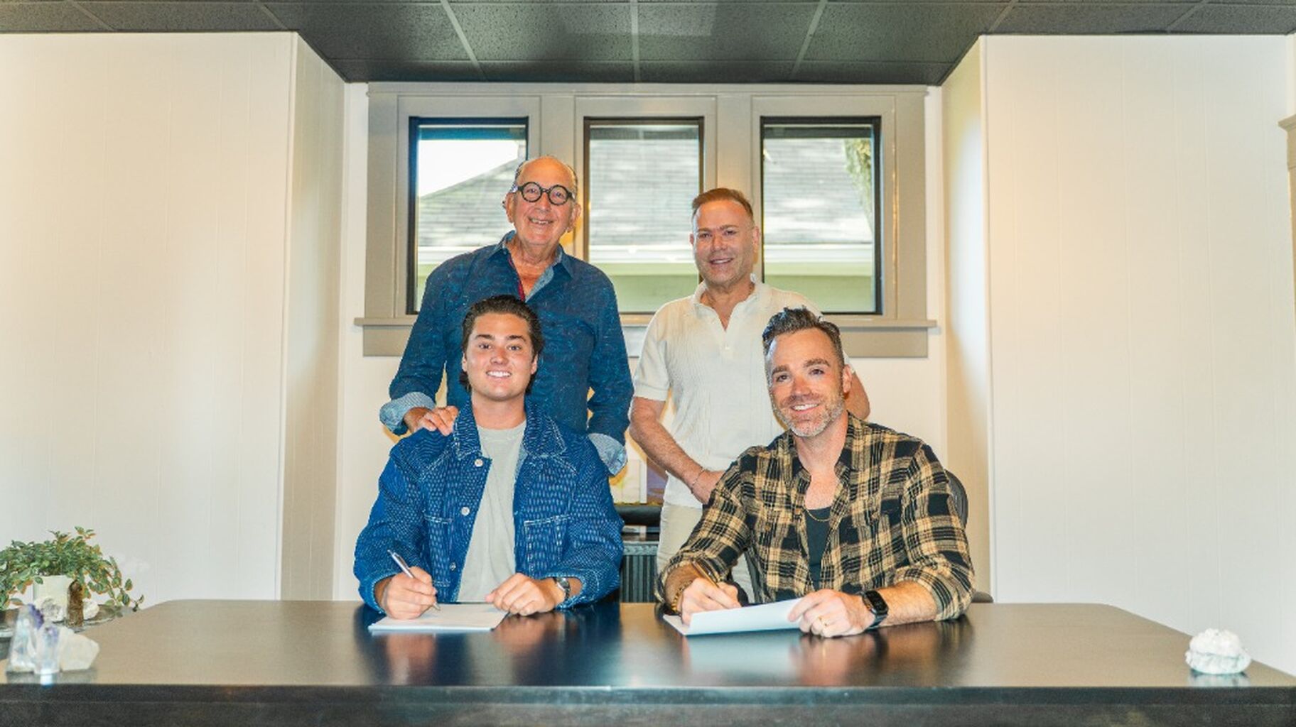 Kyle Schuesler Inks With HEY NOW Records