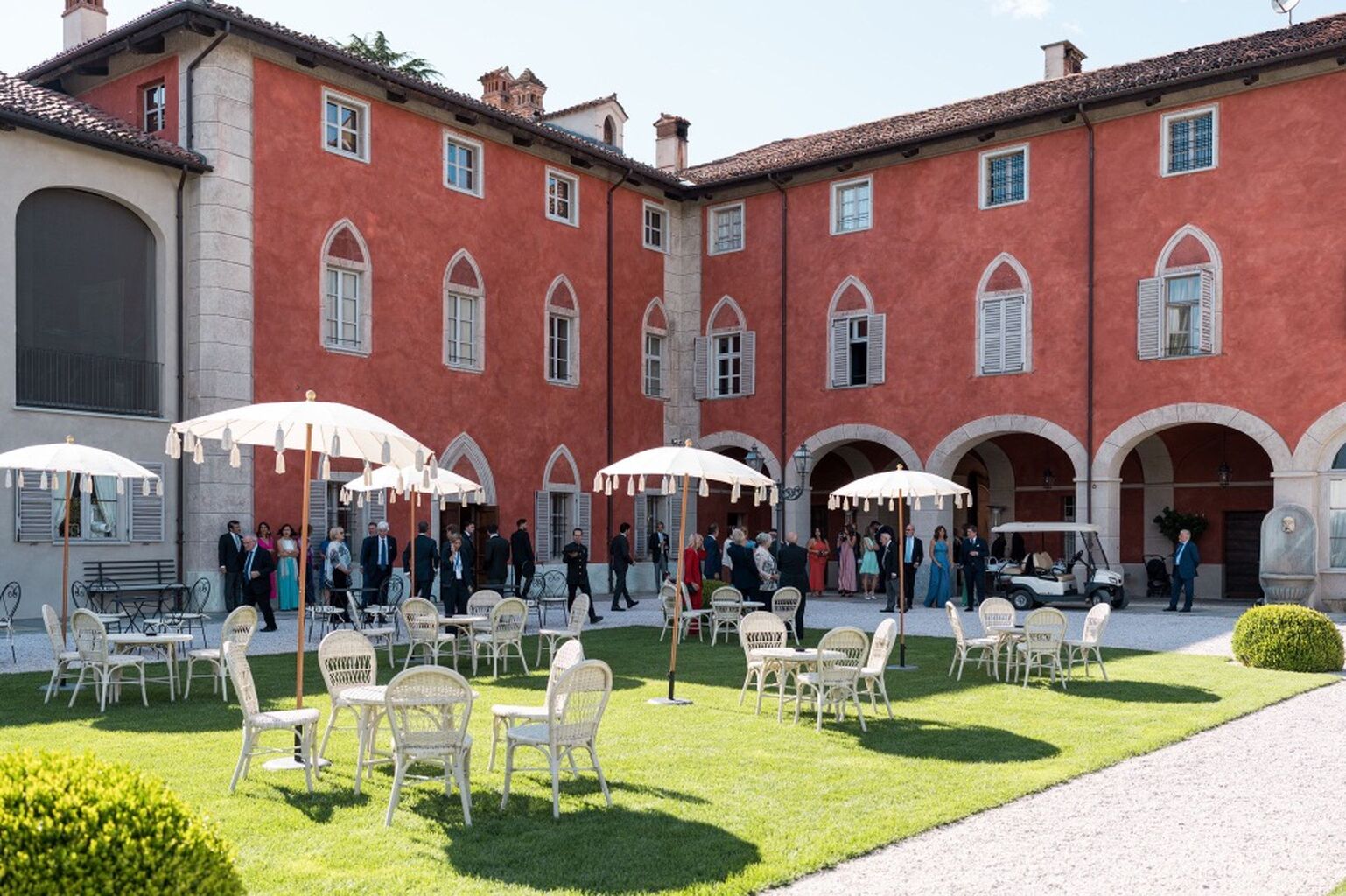 Morozzo Castle | Historic Castle Wedding Venue in Piemonte, Italy &mdash; La Lista