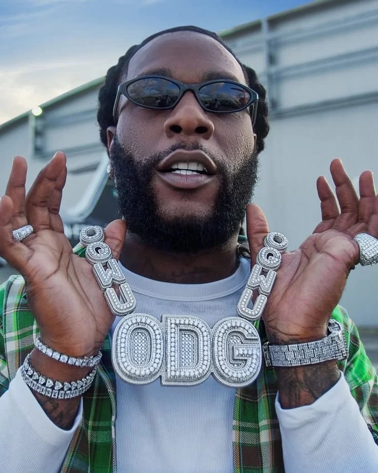  BURNA BOY MAKES HISTORY WITH 4 BILLION YOUTUBE VIEWS 