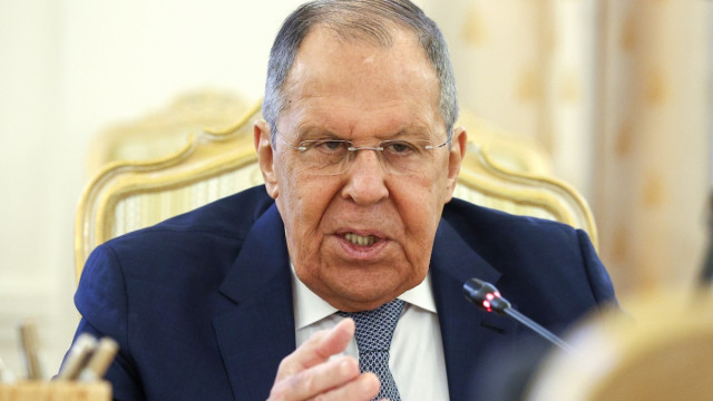 Мы сейчас на единственно правильном пути. Лавров заявил студентам что при их жизни нормальных отношений с Западом у России не будет