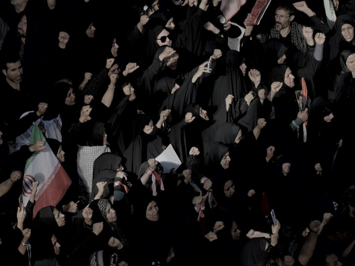 From the Hidden Imam to Iran&rsquo;s Supreme Leader: The Political Power of Absence