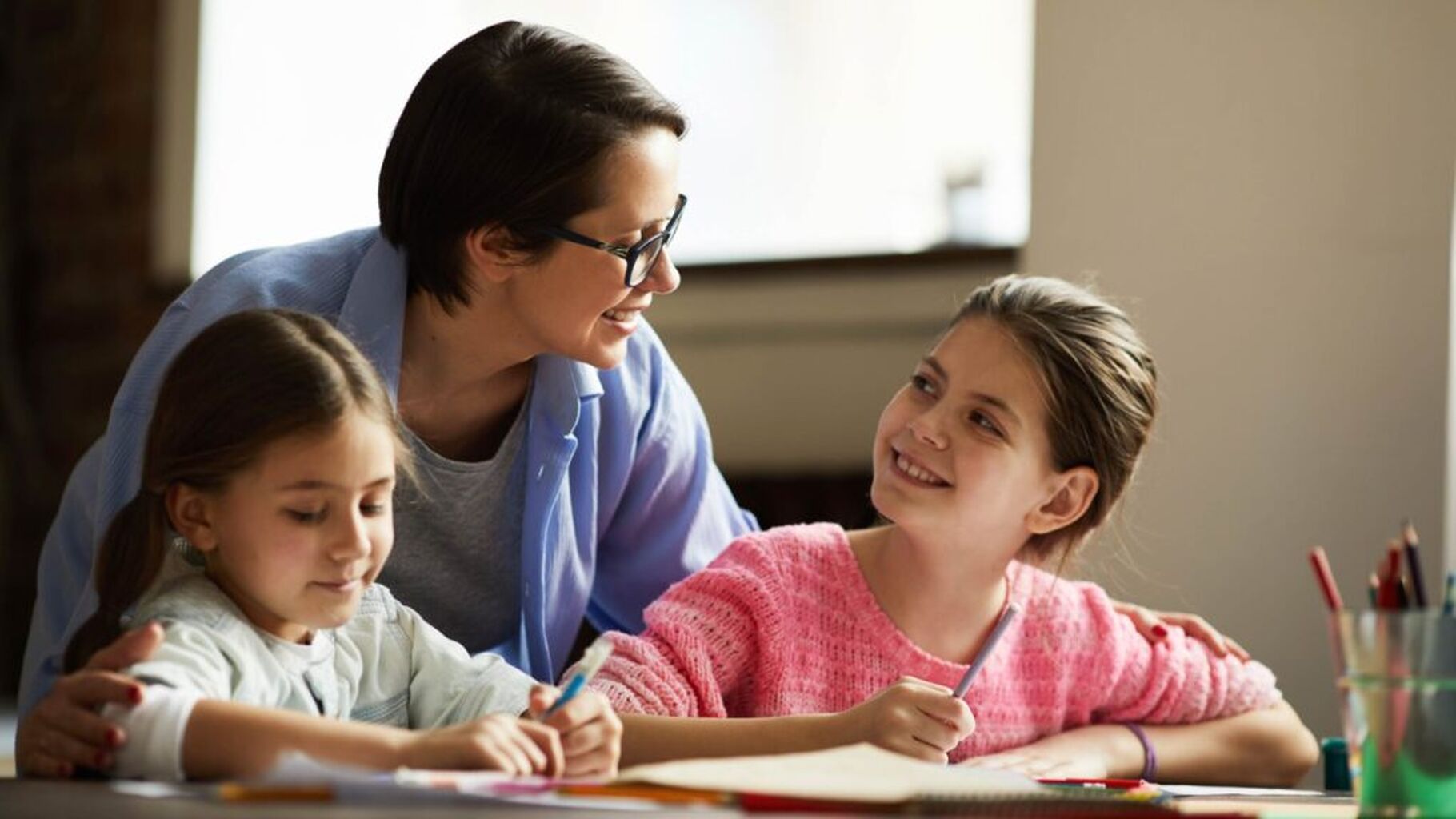 Mi alumno, tu hijo: cuando la escuela y la familia aprenden a mirar juntos - redaprende.mx