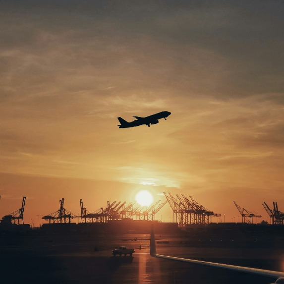 Terminal Profits: Carney&rsquo;s Push to Privatize Canada&rsquo;s Airports