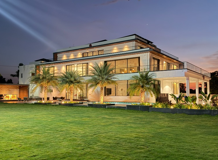NIHIRA | 5BR | SLEEPS 16 | ₹60-70K | 5 MINS FROM PEDDA GOLCONDA ORR EXIT