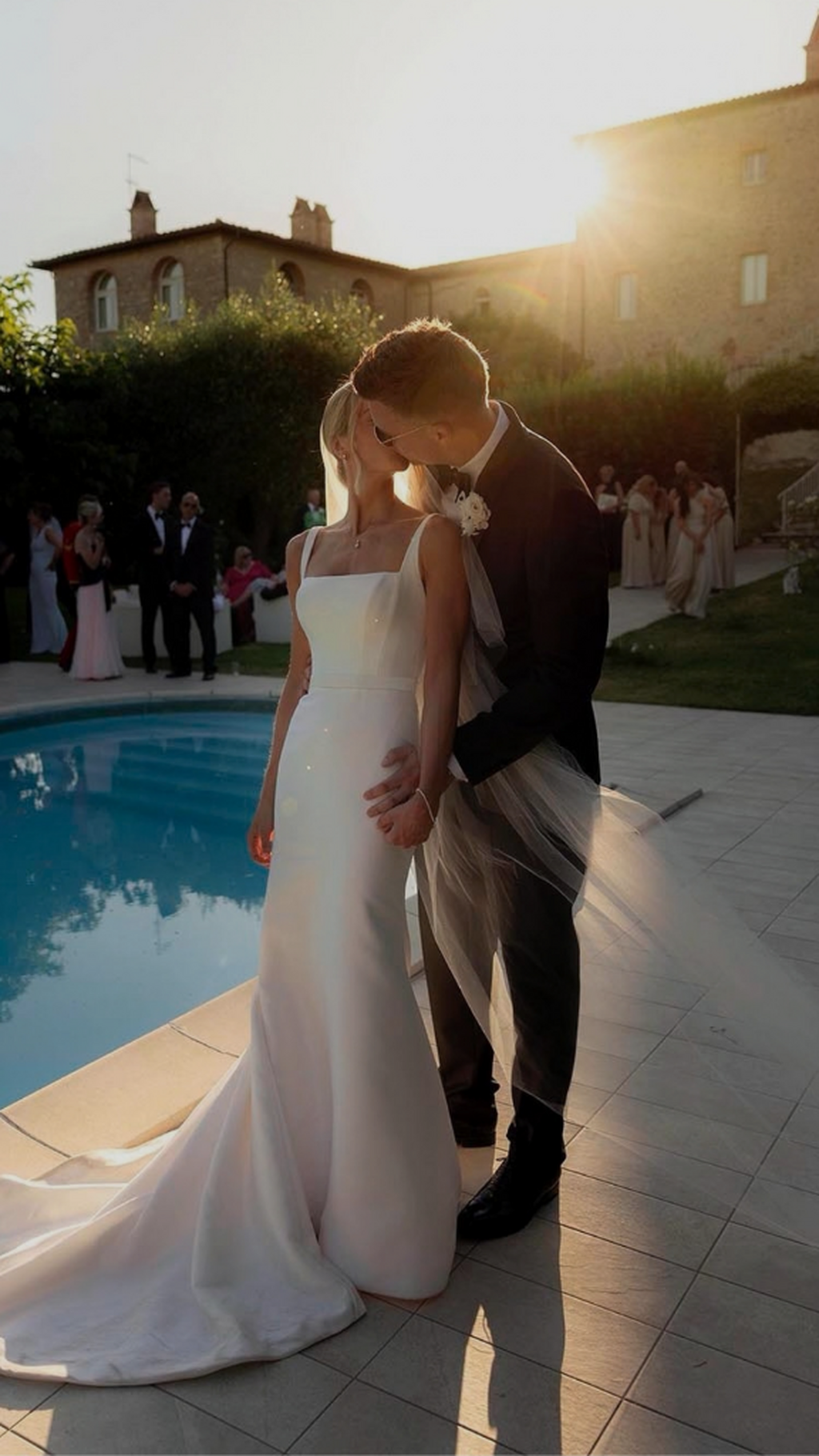 Jo Ceremony Services | Top Multilingual Wedding Celebrant in Italy &mdash; La Lista