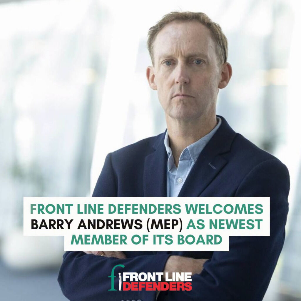 Barry Andrews