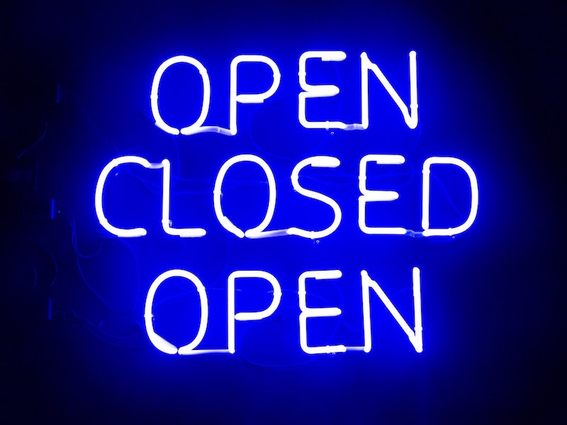OPEN/CLOSED