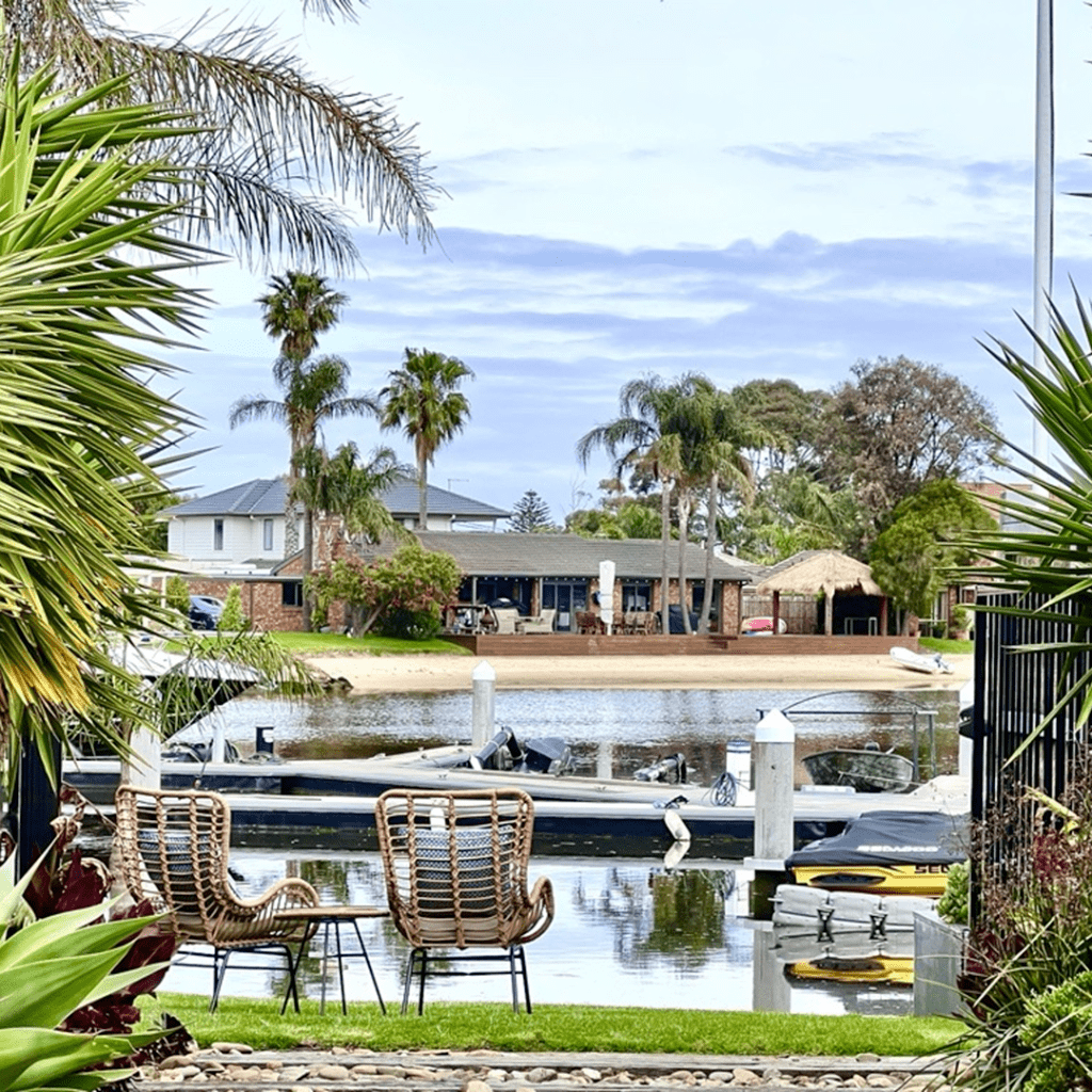 7 Salmon Bay Patterson Lakes