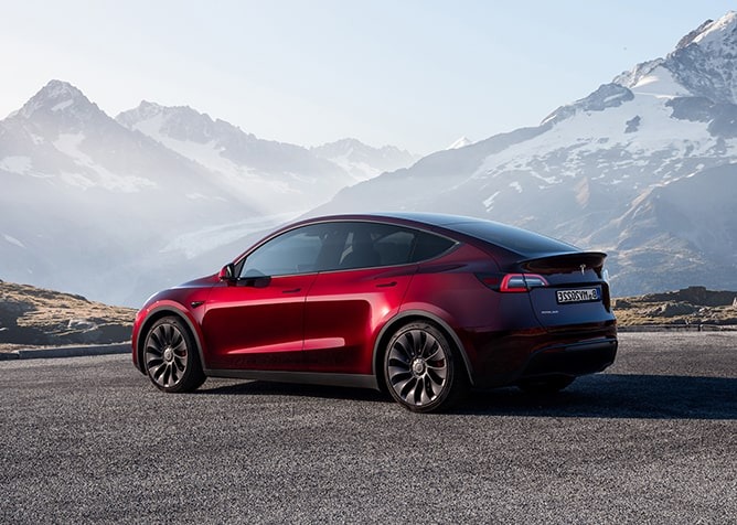 Tesla Model Y 2022: The Ultimate Review