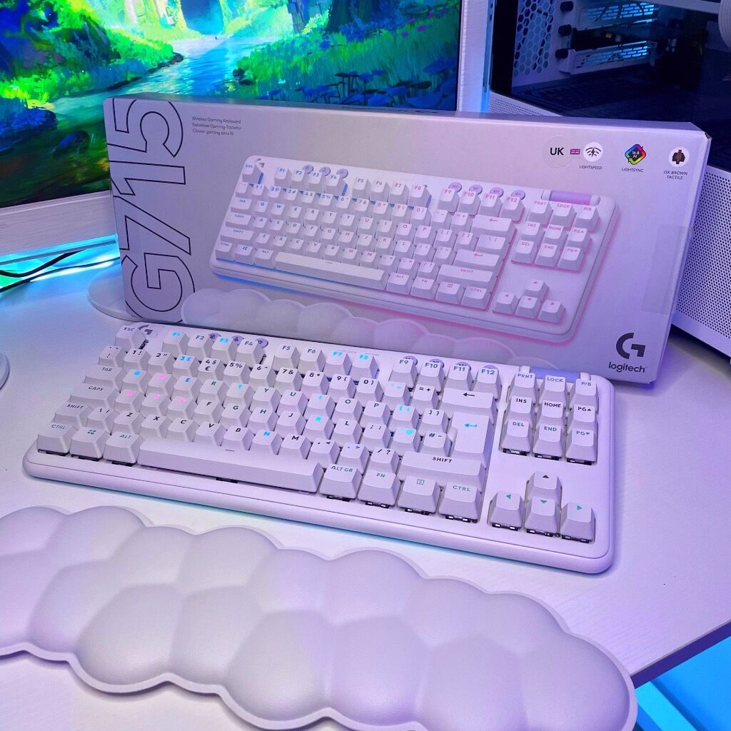 LogitechG G715 Aurora Keyboard