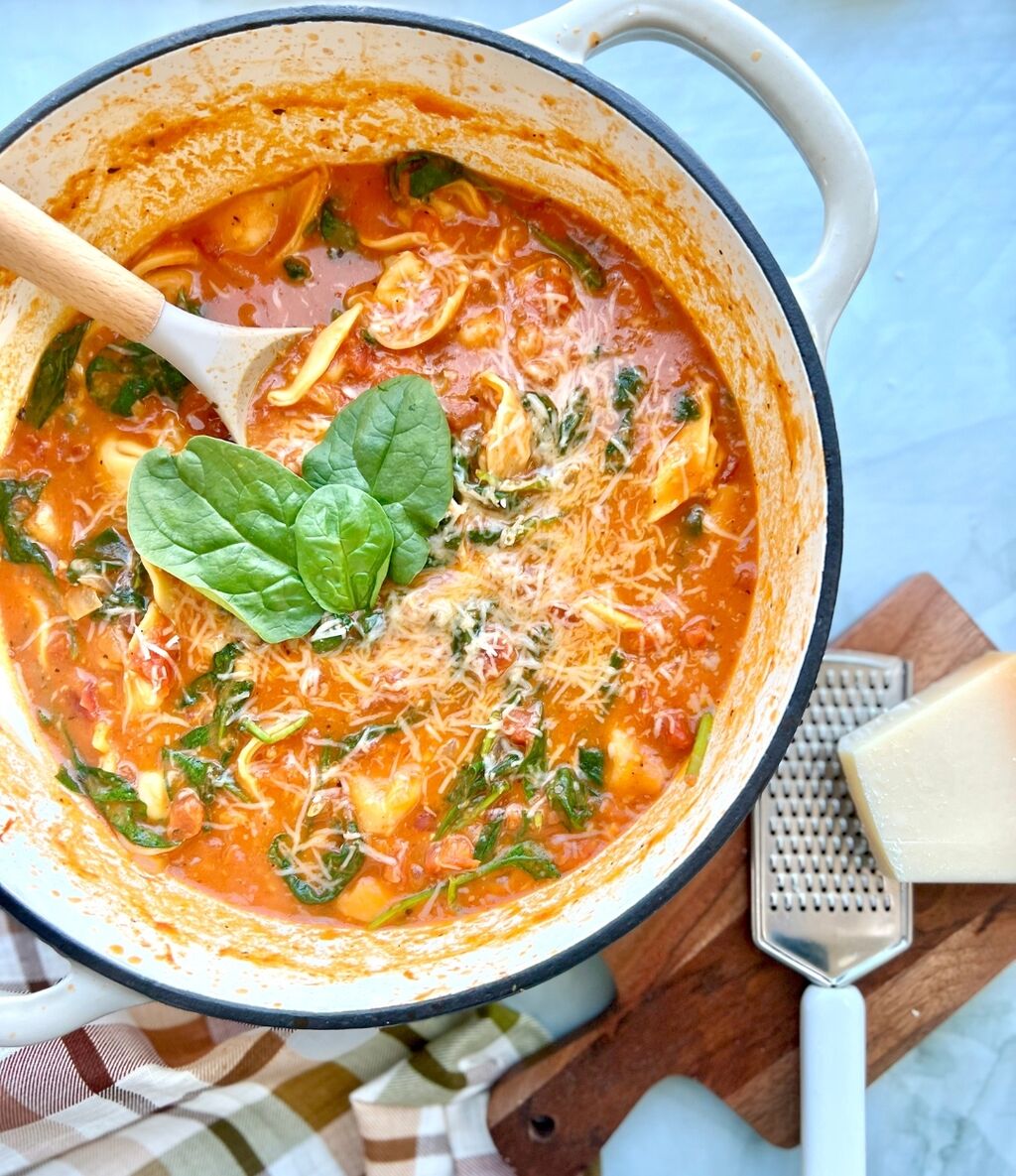 Tomato Tortellini Soup