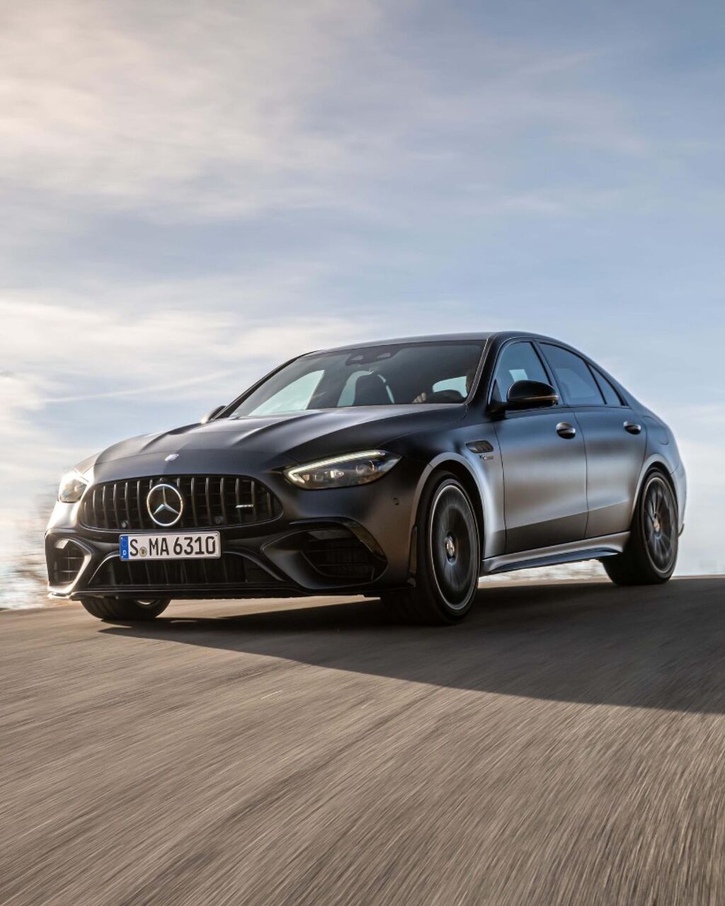 2024 Mercedes-AMG C63 S E-Performance