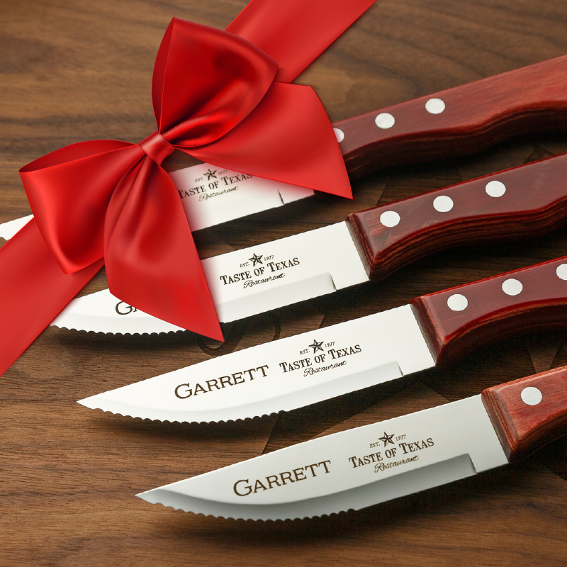There&rsquo;s Still Time to Send Custom Knives