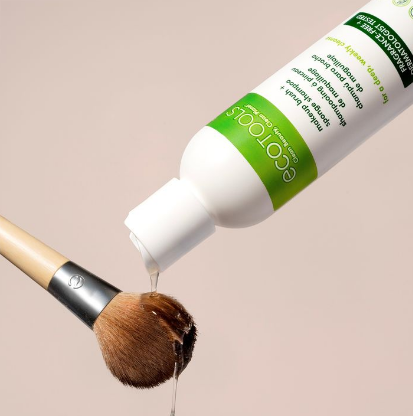 Brush and Sponge Shampoo