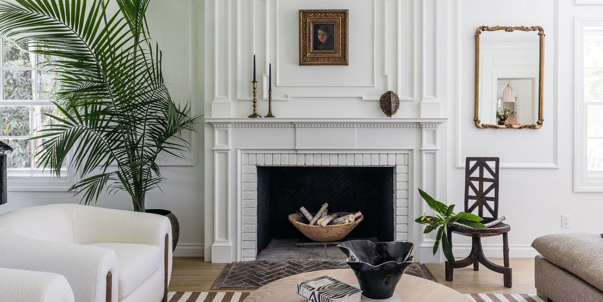 [ HOUSE BEAUTIFUL ] The Renovation of This 1930s Georgian Home Revealed a Prohibition-Style Speakeasy 