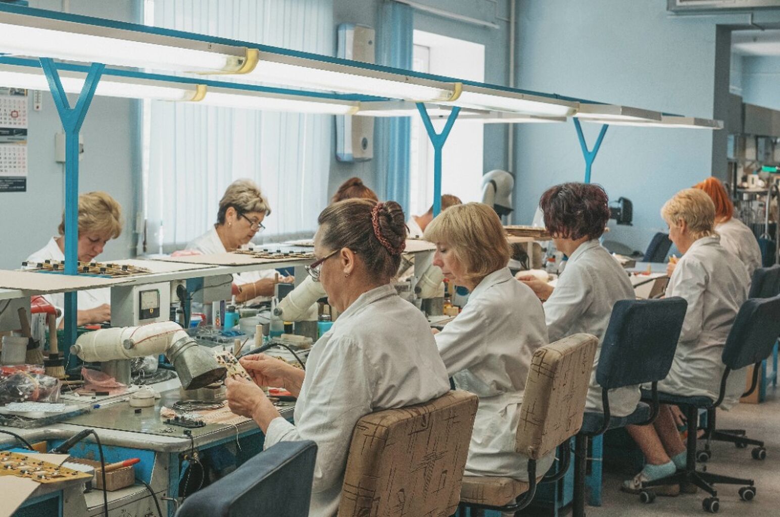 Дают свет и новую работу