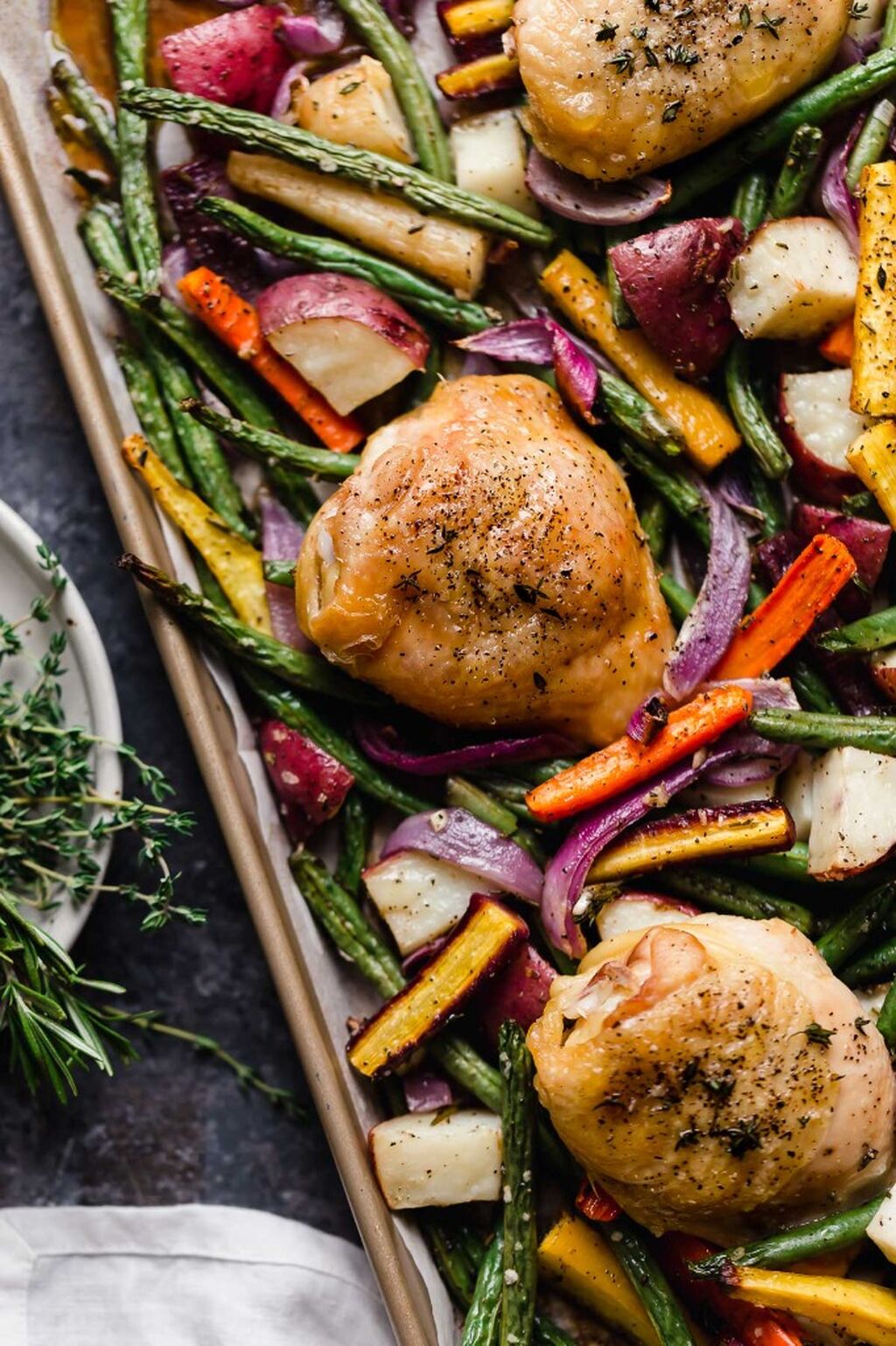 One-Pan Roasted Chicken (tasty video)