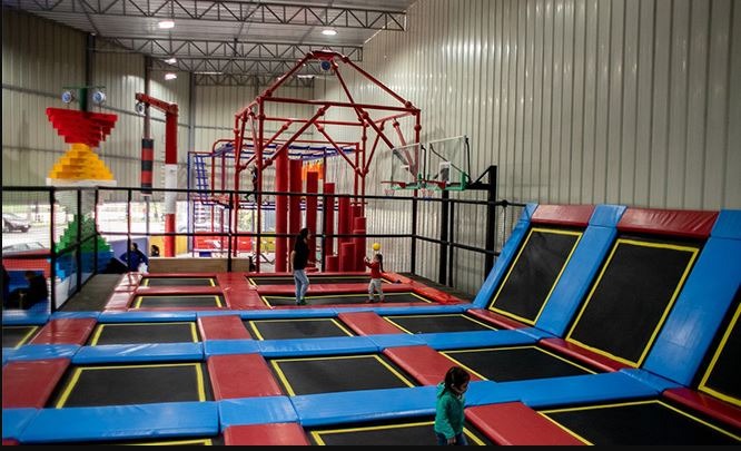 juegos infantiles: free jump, small Place, Jump Sport, go enjoy