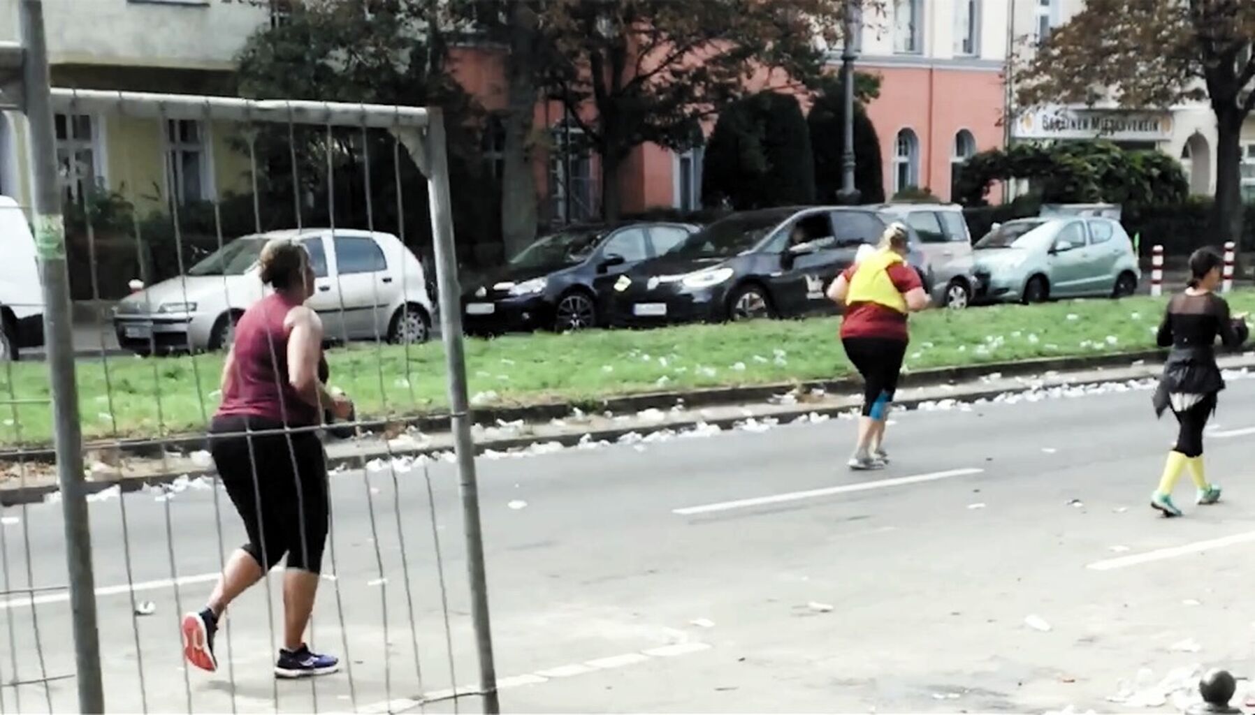 Video zu "Nach Hause Gehn" auf Youtube
