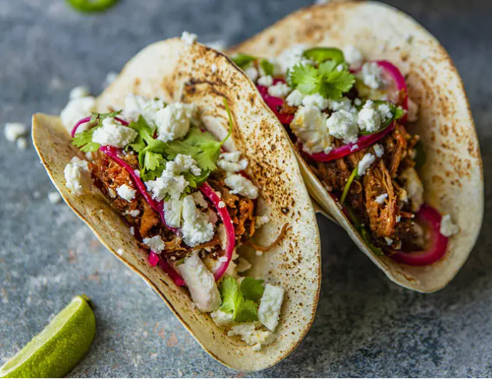 Pulled pork taco med fetaost