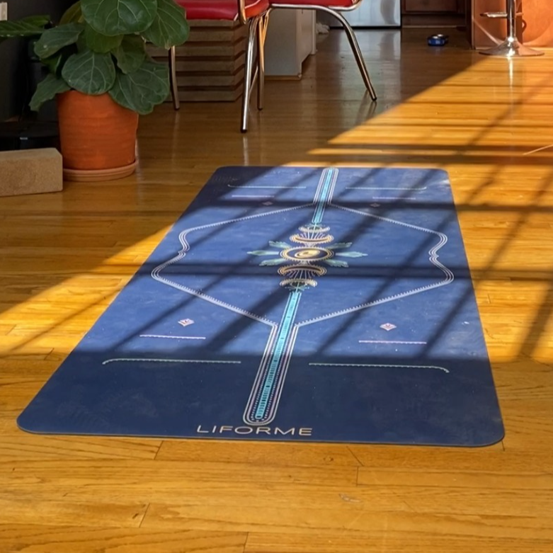 use discount code THEDAILYVICTORIAN at Liforme