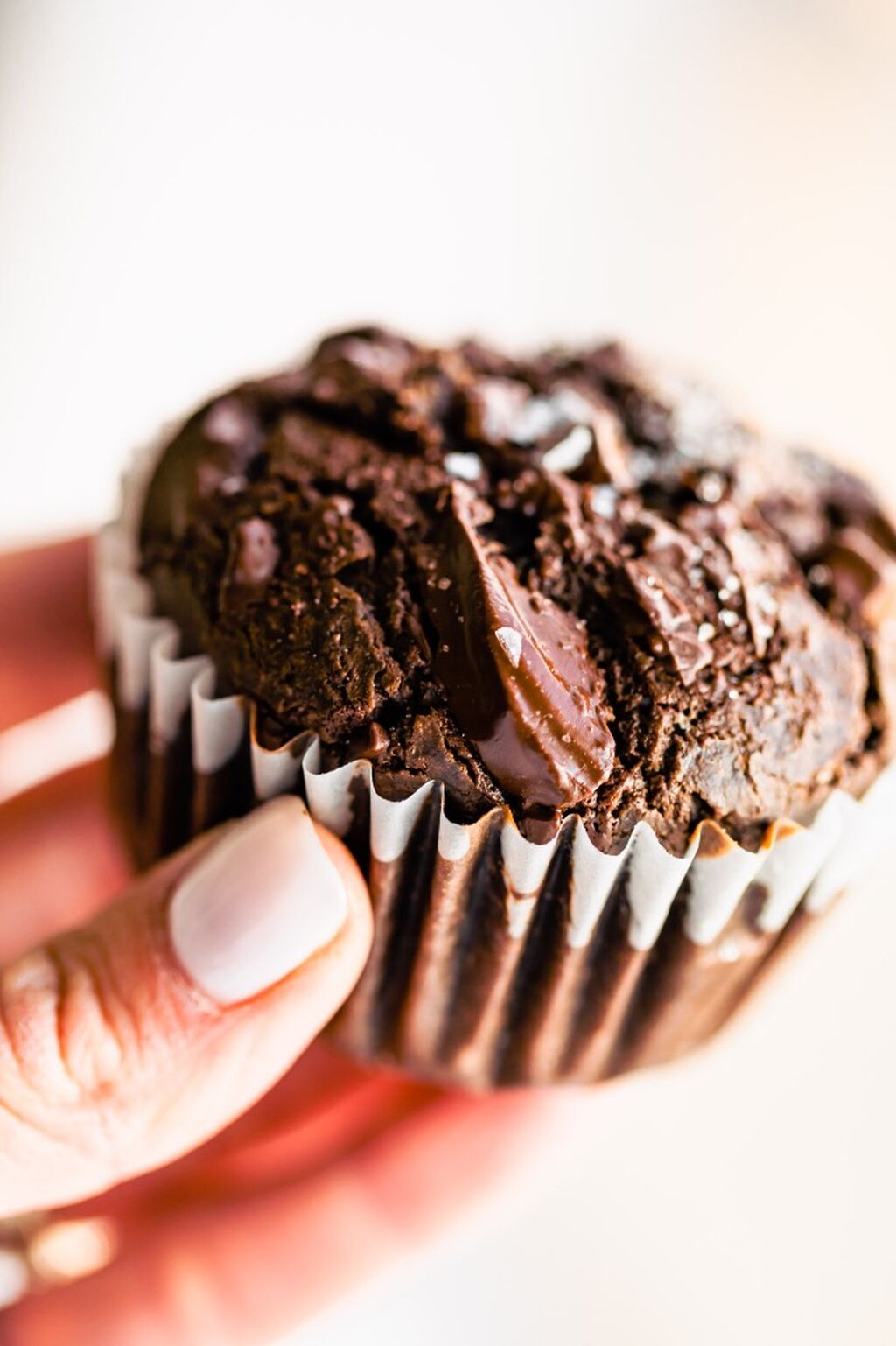 Dark chocolate vegan muffins