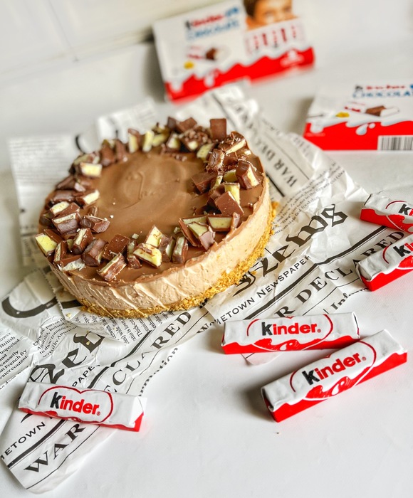 4 hozz&aacute;val&oacute;s Kinder Sajttorta :: Cake by fari