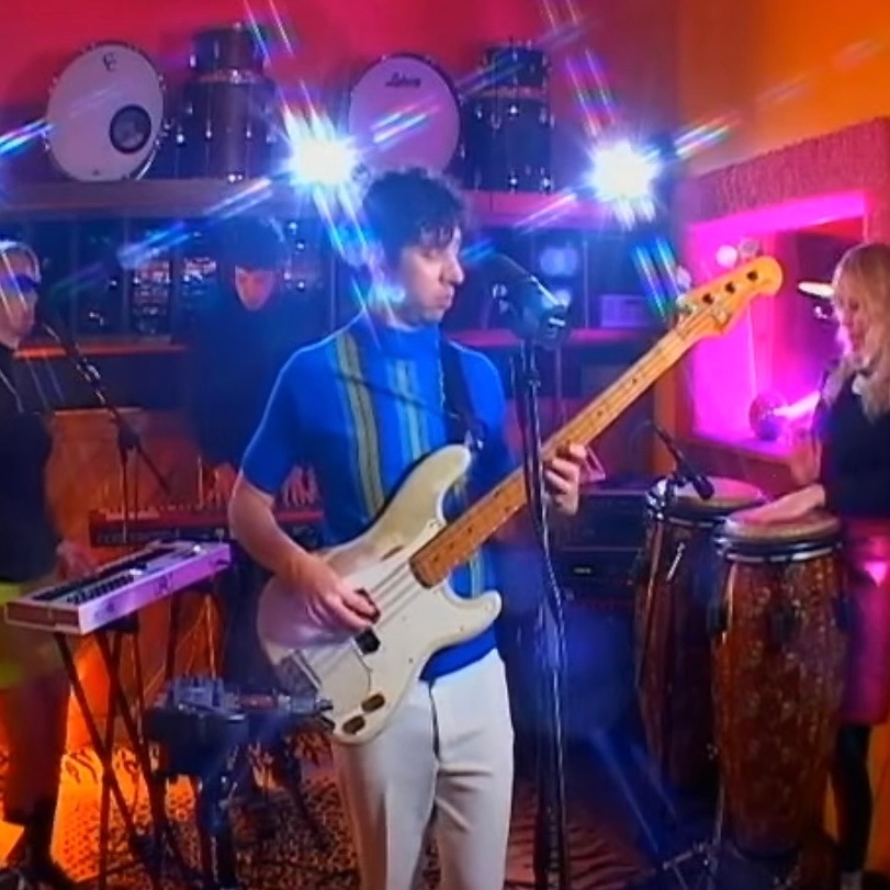 WATCH &ldquo;TURNAROUND&rdquo; LIVE AT LA FAM RECORDINGS