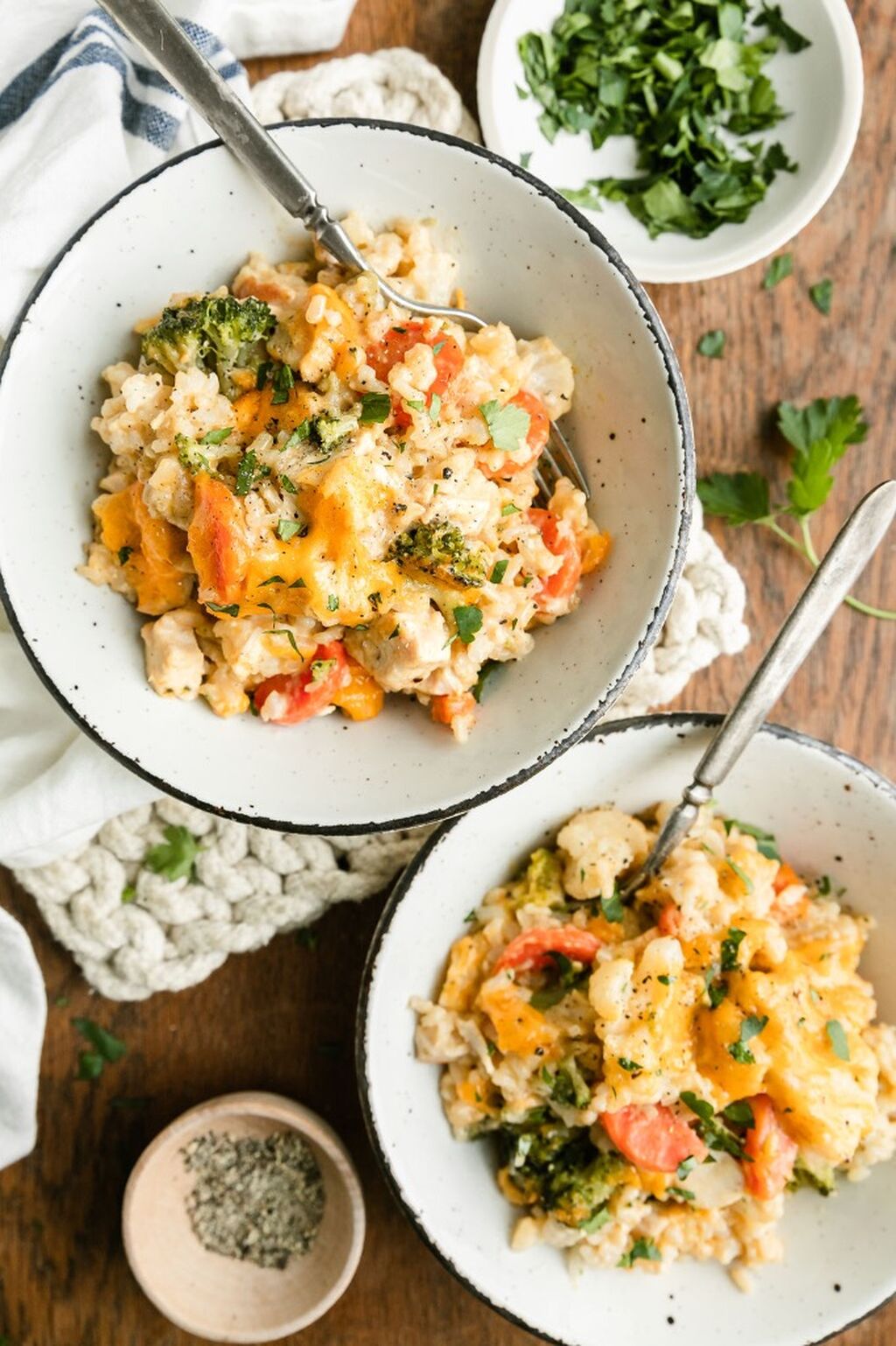 Cheesy Chicken and Rice Casserole