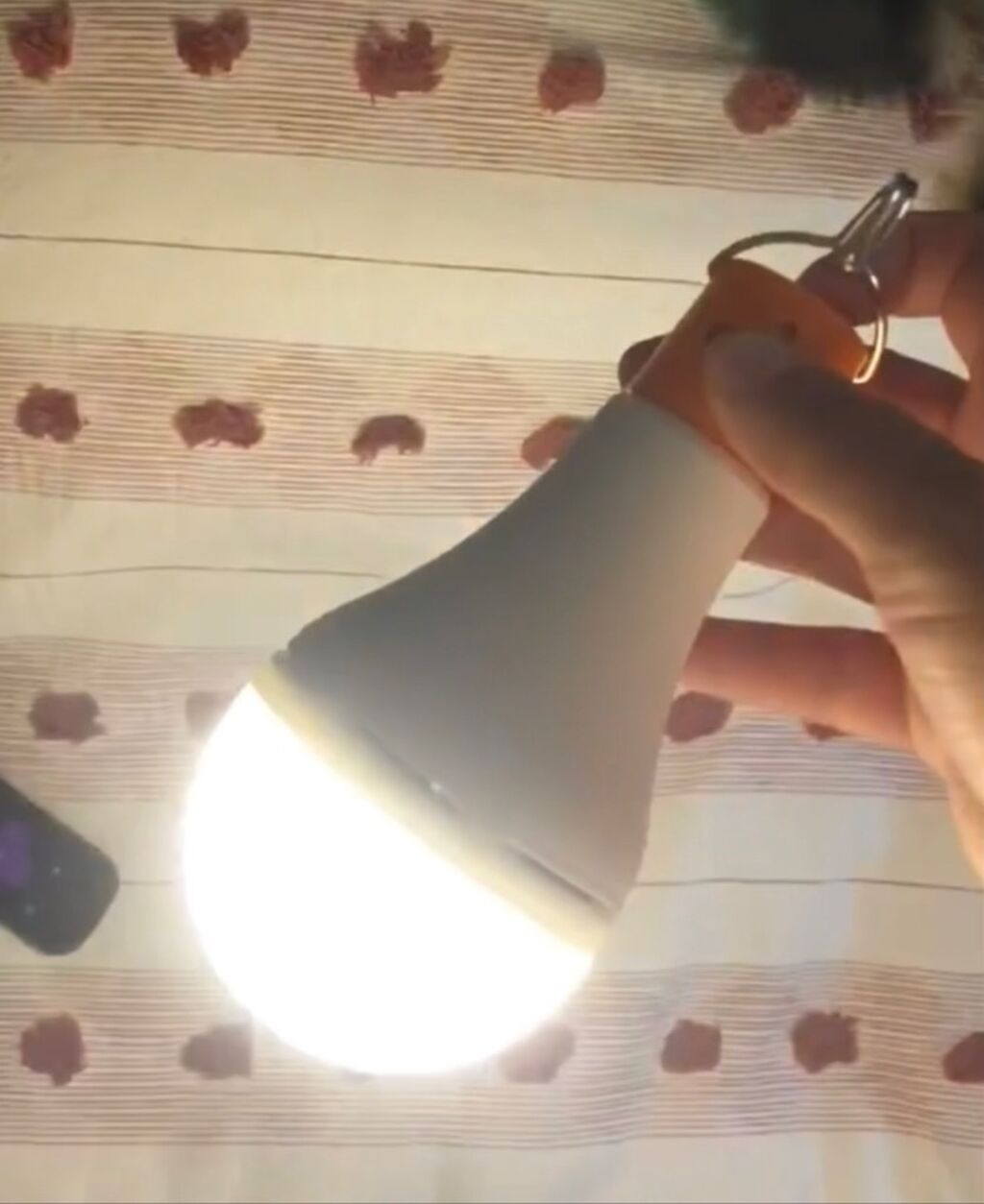 Rechargeable light use code 3FCGDNIY