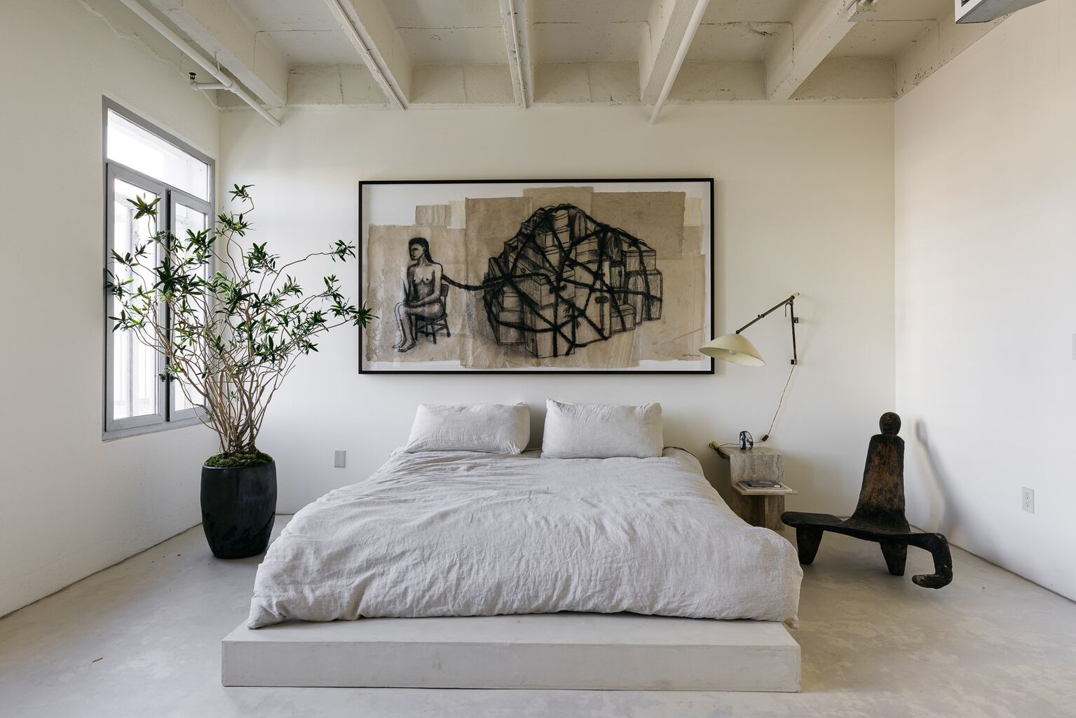 [ AD ] SOLANGE KNOWLES LISTS LONGTIME LOS ANGELES LOFT
