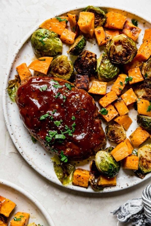 Sheet Pan Mini Meatloaf with Vegetables