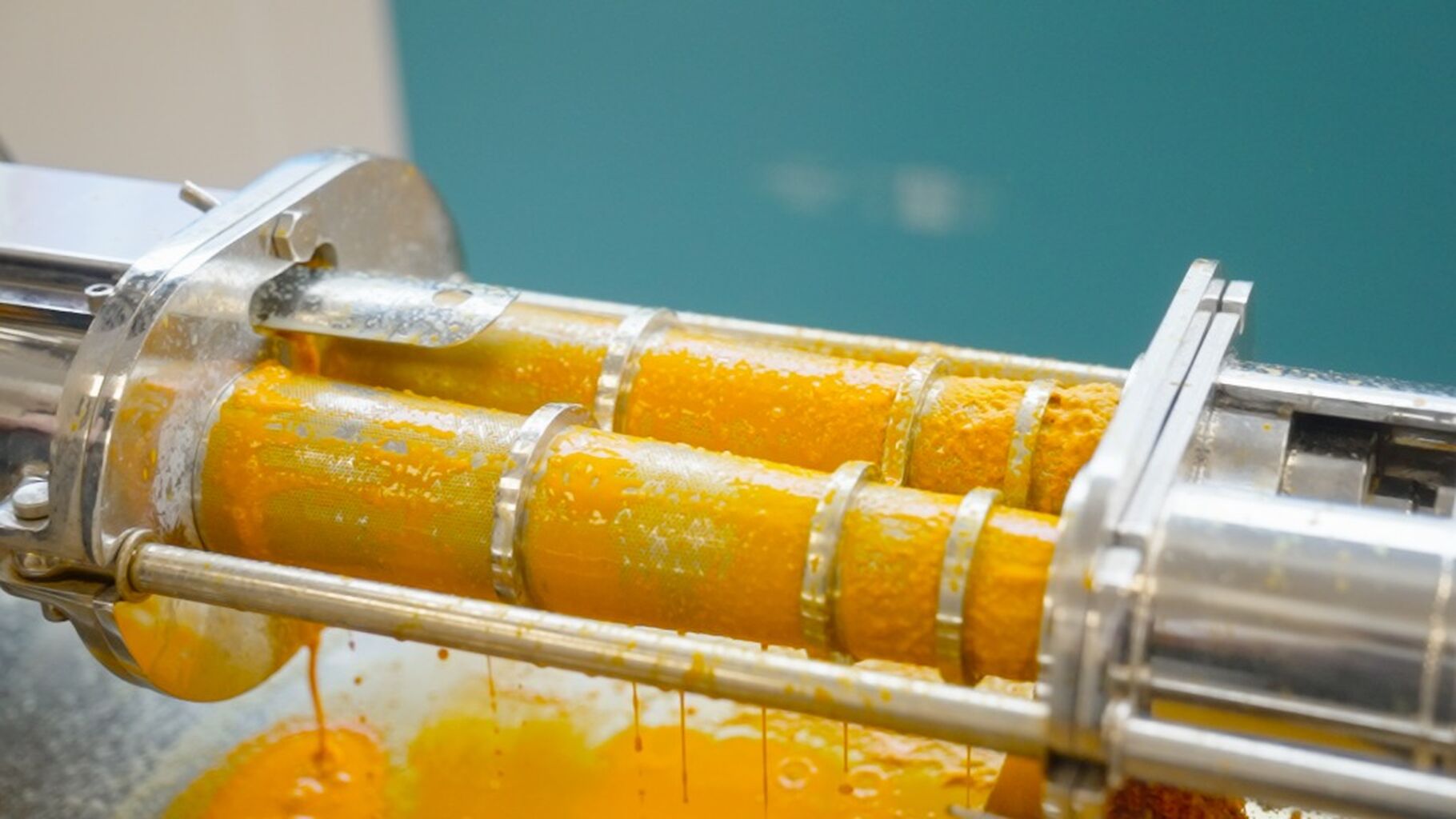 Wat zijn de voordelen van slowjuice schroefpersen?