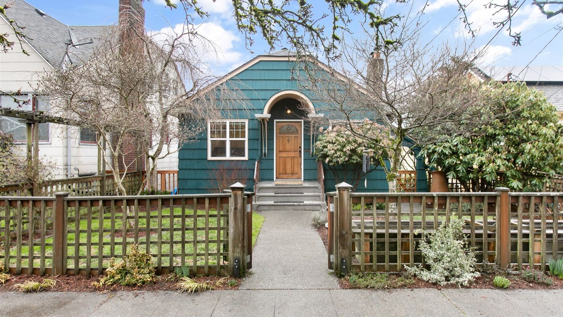 Just listed in Ravenna!