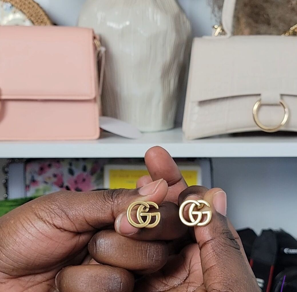 Gucci gold earrings 