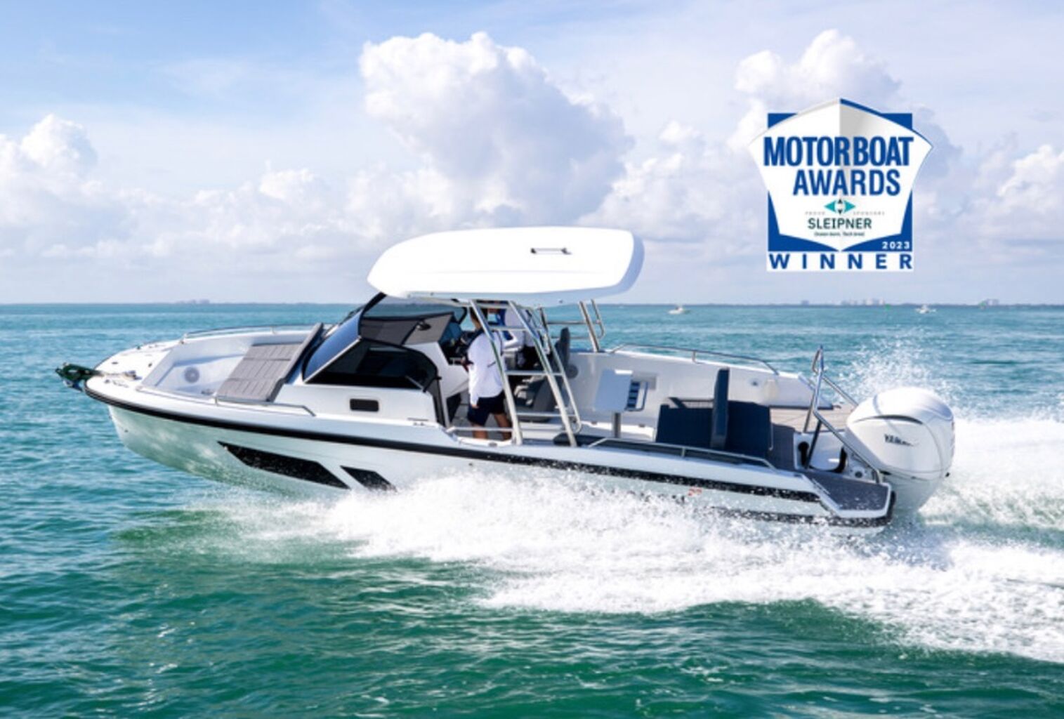 Quarken 27 T-TOP - 2023 Motor Boat Award winner