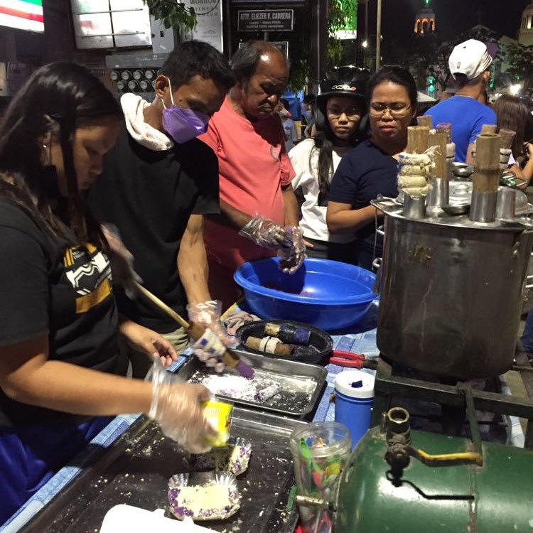 Puto bumbong sa Mandaue, anyone?