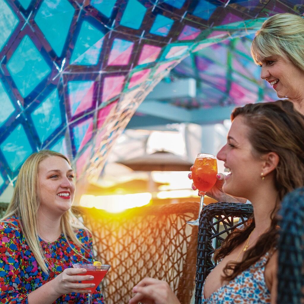Guide: Cruises vs. All Inclusive
