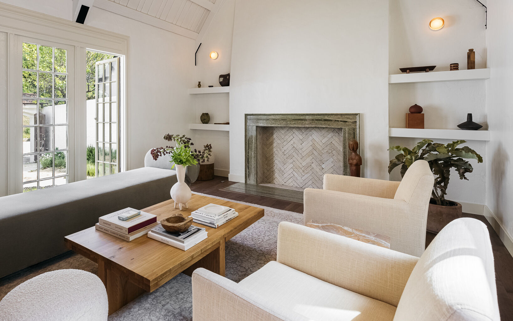 [ CA HOME + DESIGN ] The Sweetest Cottage In Bronson Canyon, $3M | California Home+Design