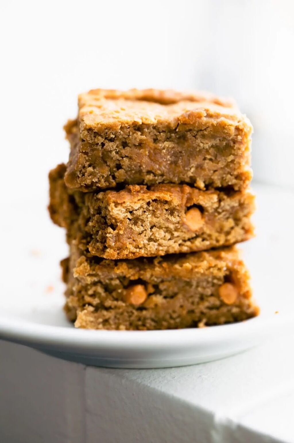 Vegan chickpea blondies 