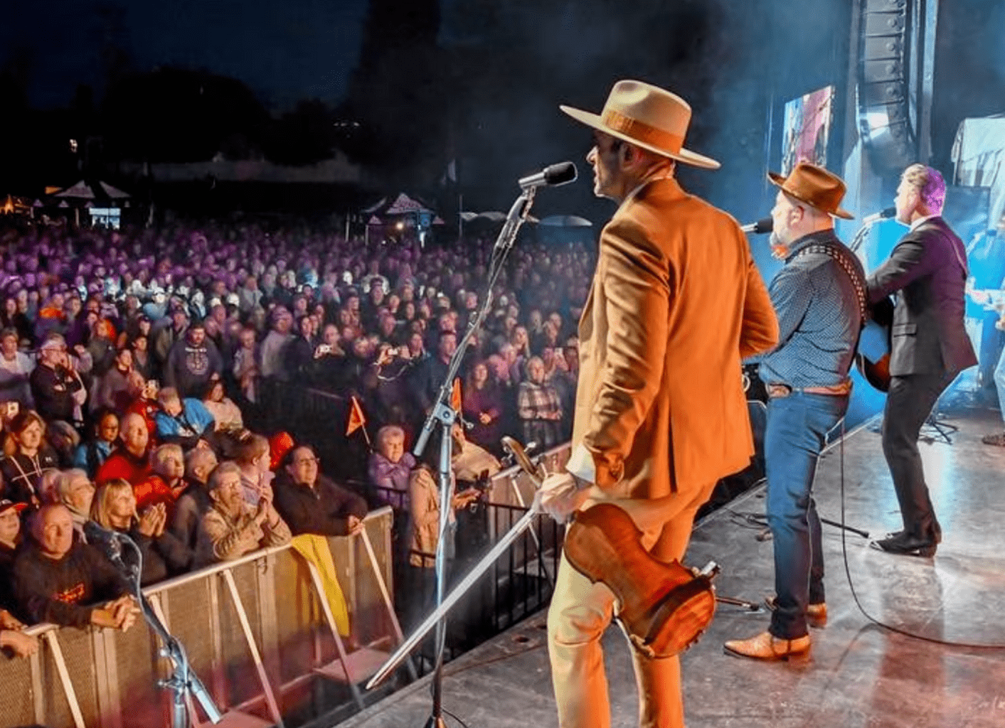 Salebarbes, les Cowboys Fringants et Jeanick Fournier aux Rythmes du Monde