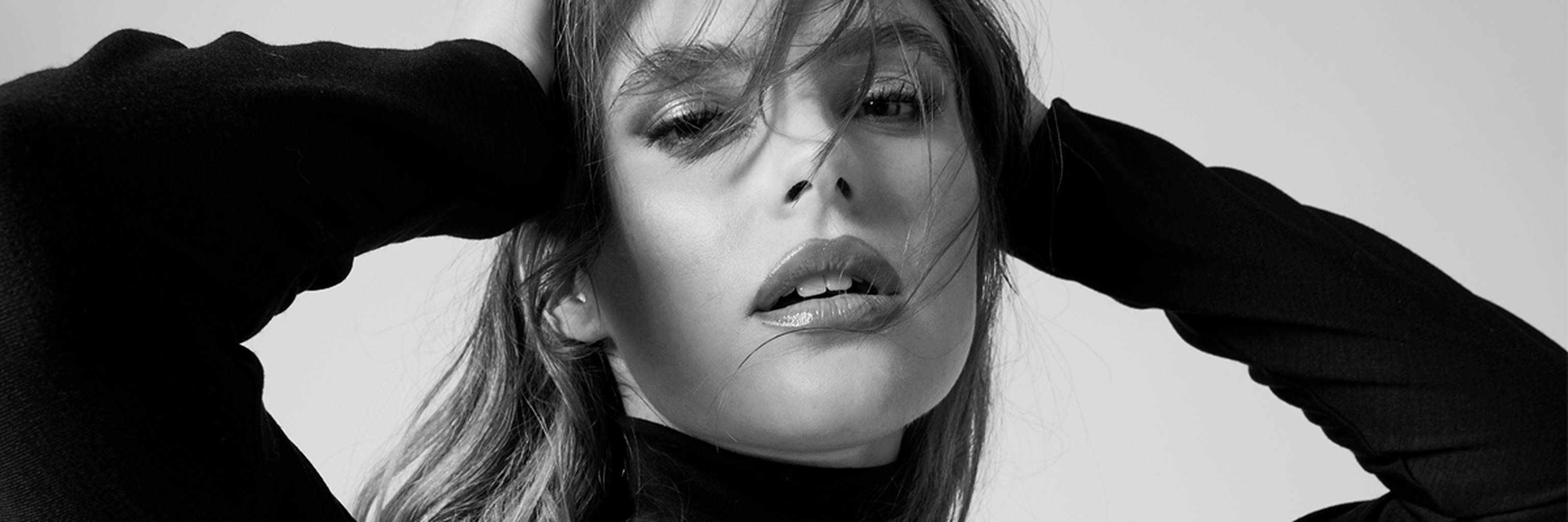 Italian Actress Juju Di Domenico Shares Her Vibrant Style and Personality