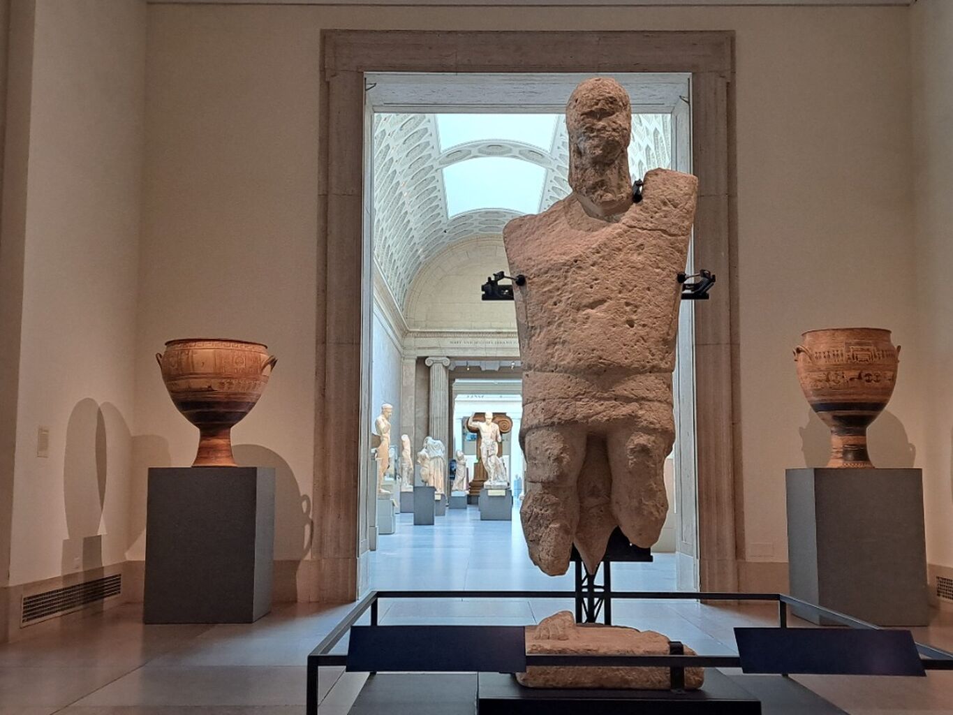 A Giant Boxer from Mont&rsquo;e Prama: A Major Loan from Sardinia