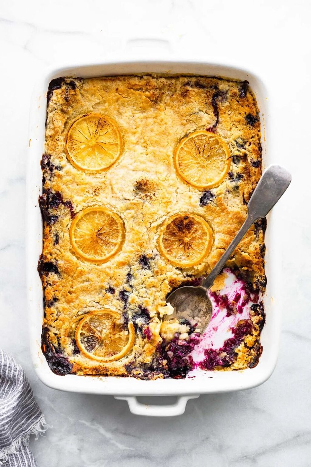 Lemon blueberry dump cake 